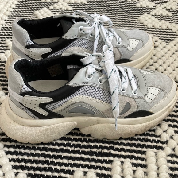 Maje paneled, mesh and suede sneakers - Size 7 - Picture 3 of 5